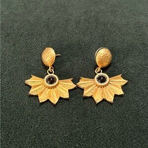 Elegant Gold and Black Floral Earrings